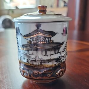 Signed Japanese Kutani/Yunomi Hand Painted Porcelain with Gold Accents Teacup